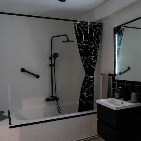 Moderno Piso Toledano アパート トレド